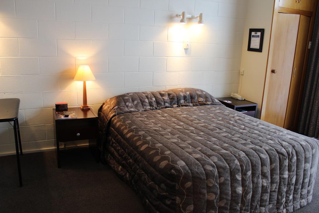 Asure Evergreen Motel Invercargill Room photo